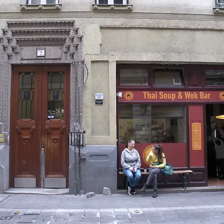 K7-3 Kazinczy Budapest